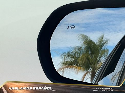 Certified 2025 GMC Acadia Elevation image 32