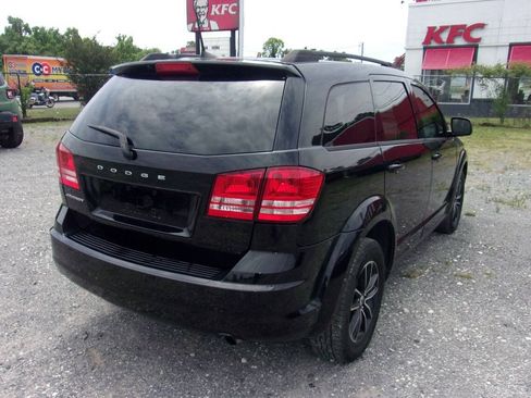 Used 2018 Dodge Journey SE w/ Popular Equipment Group FWD image 7
