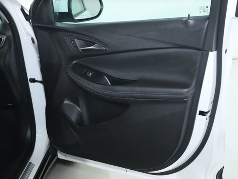 Used 2023 Buick Encore GX Select w/ Safety Package II AWD/4WD image 34