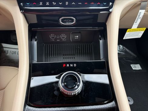 New 2026 Jeep Grand Cherokee Limited w/ Luxury Tech Group II RWD image 26