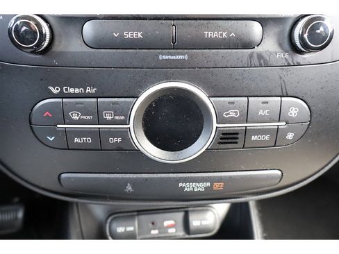 Used 2017 Kia Soul + w/ Designer's Package image 36