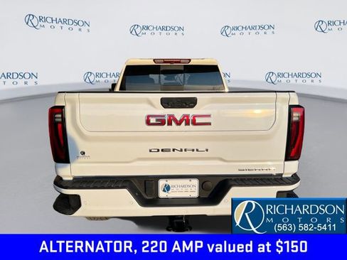 Used 2024 GMC Sierra 2500 Denali image 4