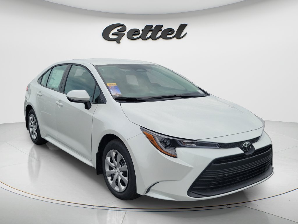 New 2027 Toyota Corolla LE FWD image 3