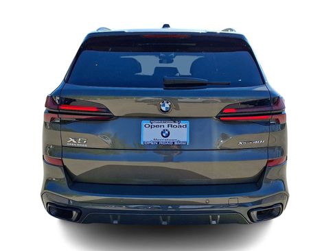 Certified 2024 BMW X5 xDrive40i w/ M Sport Package AWD/4WD image 5