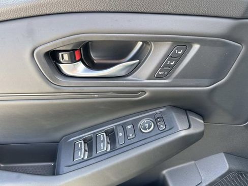 New 2026 Honda Accord EX-L image 9