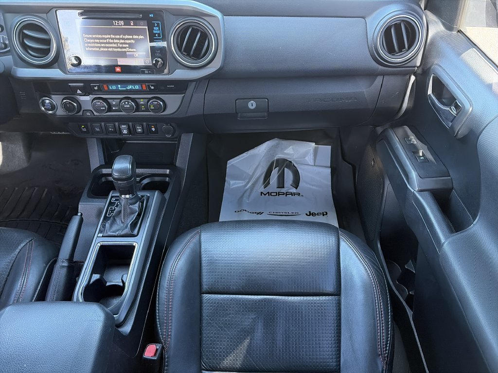 Used 2019 Toyota Tacoma TRD Pro AWD/4WD image 16
