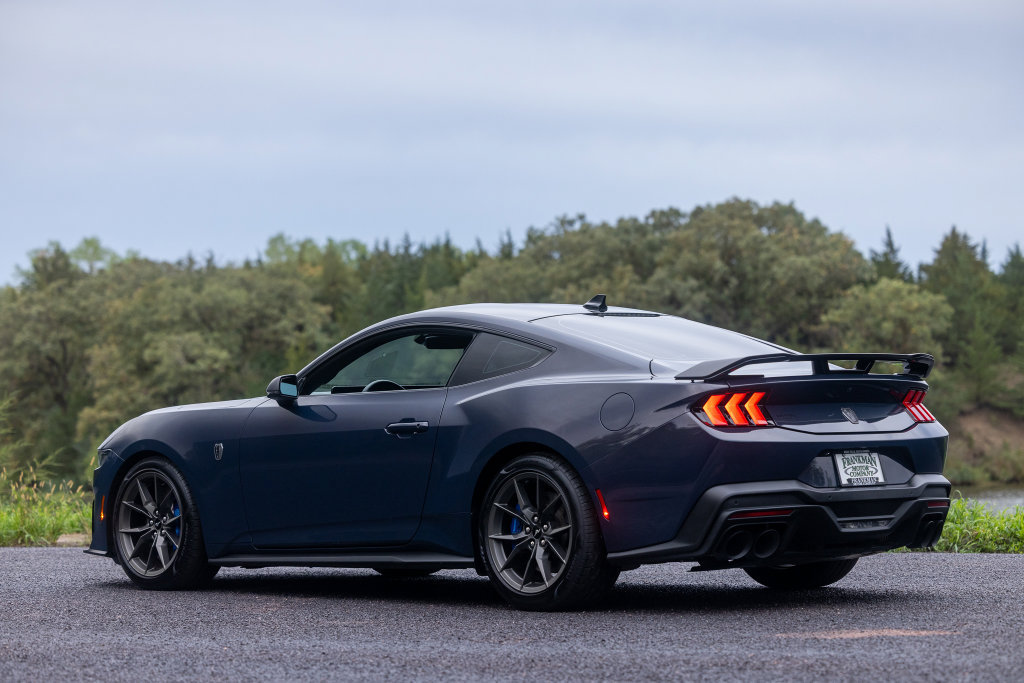 Used 2024 Ford Mustang Dark Horse RWD image 18