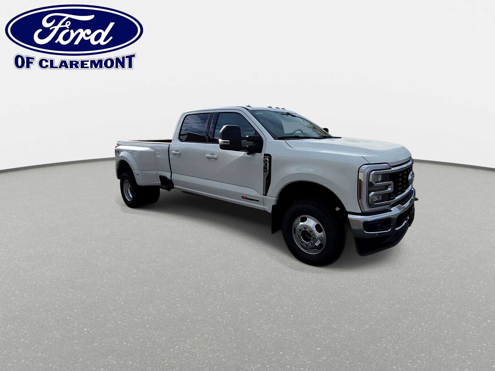 New 2027 Ford F350 Lariat w/ Lariat Ultimate Package AWD/4WD image 2