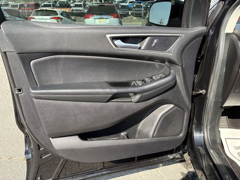 Used 2019 Ford Edge SEL w/ Equipment Group 201A image 10