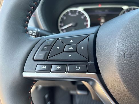 New 2025 Nissan Sentra SR w/ SR Premium Package image 17