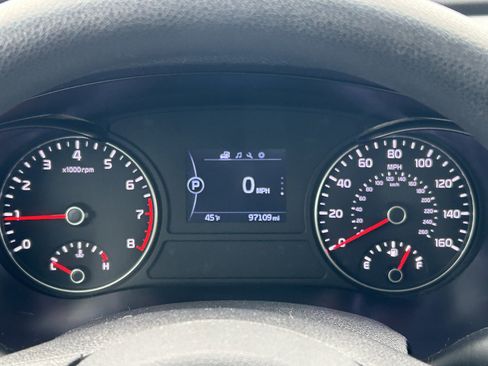 Used 2018 Kia Optima LX image 25