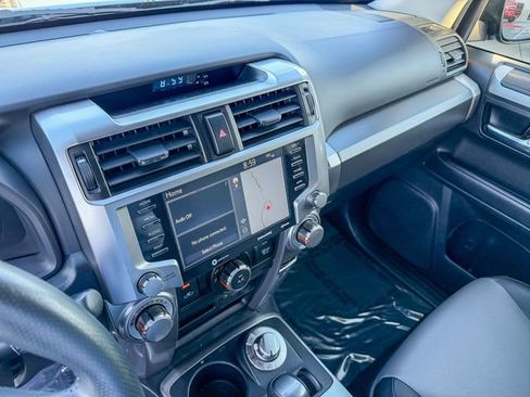 Used 2022 Toyota 4Runner SR5 Premium image 23