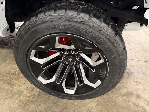 Used 2022 RAM 1500 Big Horn AWD/4WD image 4