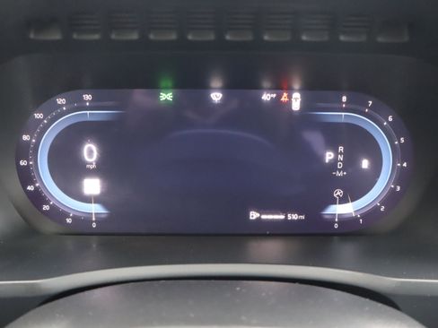 Certified 2025 Volvo XC90 B6 Plus image 24