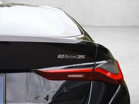 Used 2023 BMW i4 eDrive35 w/ Premium Package RWD image 8