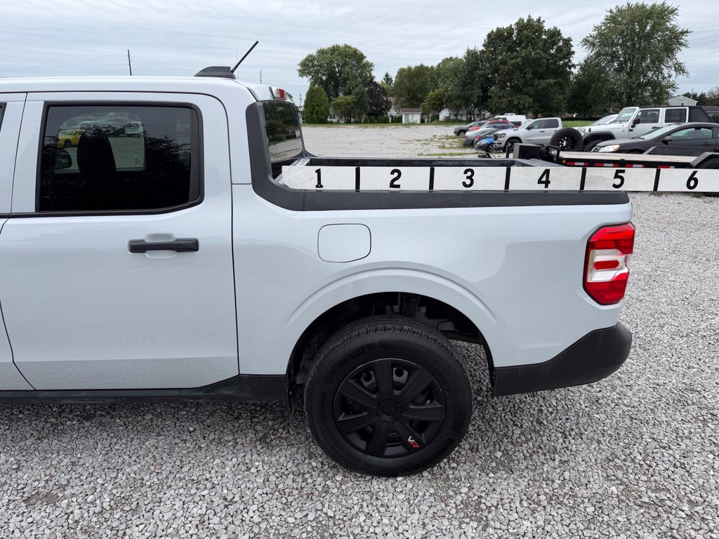 Used 2025 Ford Maverick XL FWD image 21