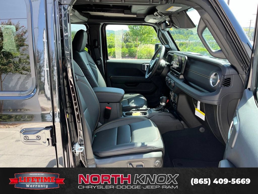 New 2027 Jeep Wrangler Unlimited Sahara AWD/4WD image 26
