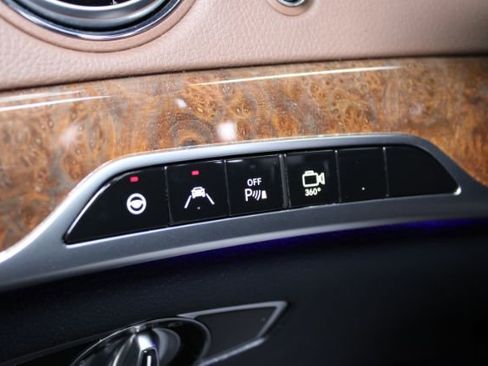 Used 2015 Mercedes-Benz S 550 4MATIC image 22