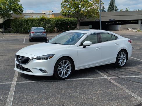 Used 2017 MAZDA MAZDA6 Touring w/ Touring Premium Package FWD image 2