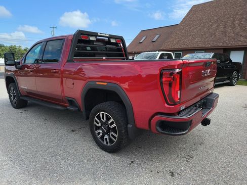 Used 2022 GMC Sierra 2500 AT4 w/ AT4 Premium Plus Package AWD/4WD image 3