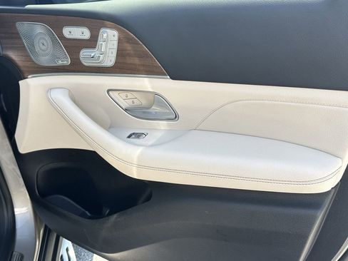 Certified 2023 Mercedes-Benz GLS 450 4MATIC image 16