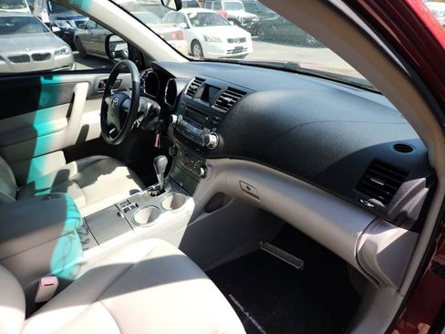 Used 2009 Toyota Highlander 2WD image 17
