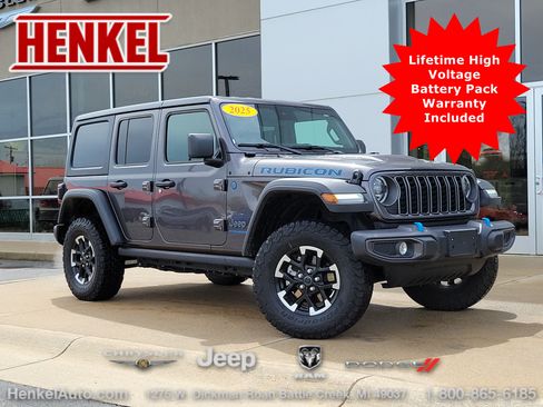 Used 2025 Jeep Wrangler Unlimited Rubicon 4xe w/ Convenience Group AWD/4WD image 1