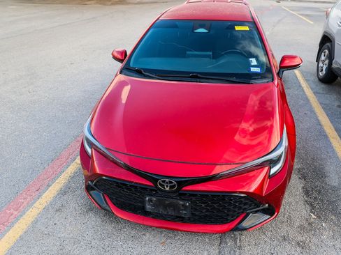 Used 2023 Toyota Corolla SE w/ SE Premium Package FWD image 4