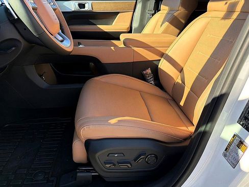 New 2026 Hyundai Santa Fe Calligraphy image 8