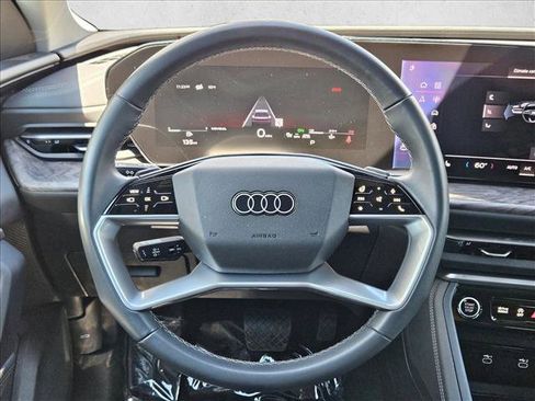 Used 2025 Audi Q5 Premium w/ Convenience Package AWD/4WD image 14