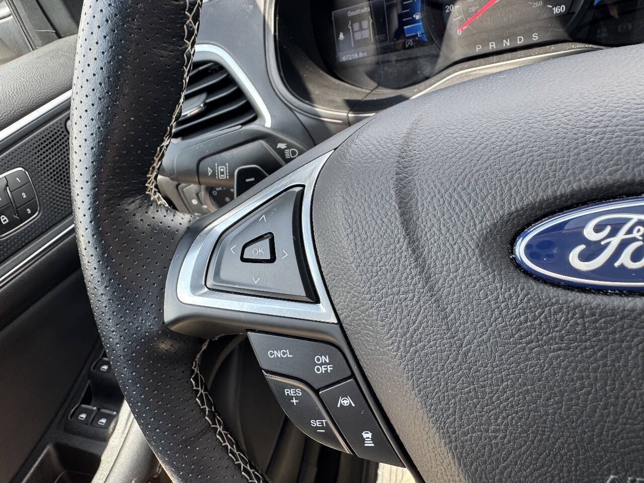 Used 2022 Ford Edge ST w/ Equipment Group 401A AWD/4WD image 17