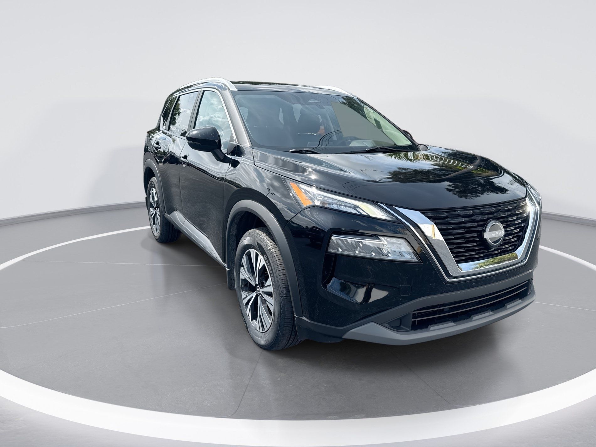Certified 2023 Nissan Rogue SV w/ SV Premium Package AWD/4WD image 2