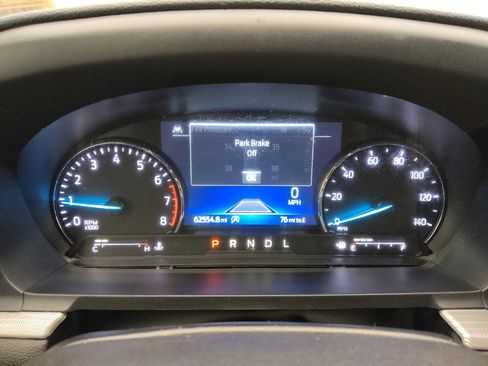 Used 2021 Ford Explorer XLT w/ Equipment Group 202A RWD image 23