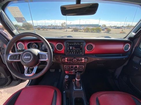 Used 2023 Jeep Wrangler Unlimited Rubicon image 11