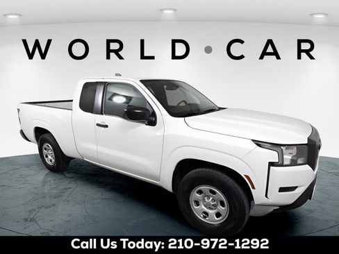 Used 2024 Nissan Frontier S w/ Technology Package image 1