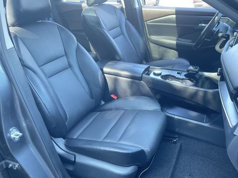 Used 2023 Nissan Rogue SV w/ SV Premium B Package AWD/4WD image 28