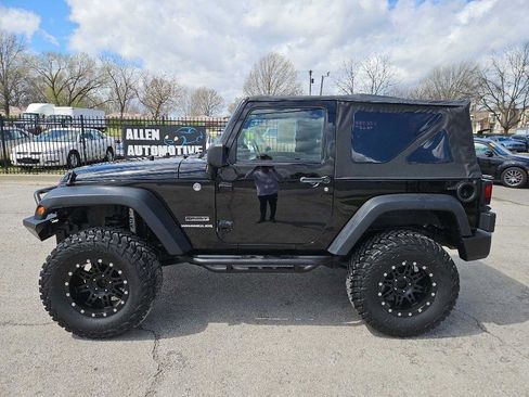 Used 2011 Jeep Wrangler Sport image 2