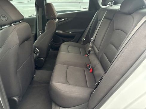 Used 2024 Chevrolet Malibu LT image 9