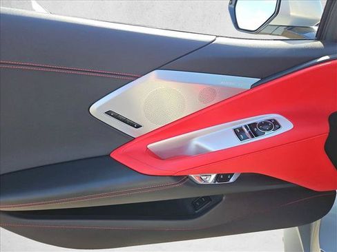 Used 2022 Chevrolet Corvette Stingray Preferred Cpe w/ Z51 Performance Package RWD image 10