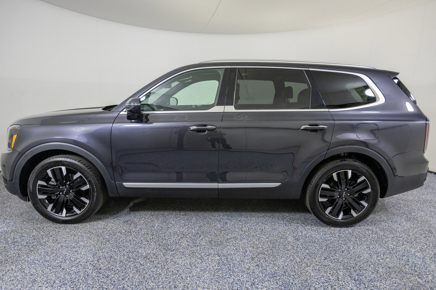 Used 2025 Kia Telluride SX Prestige AWD/4WD image 5