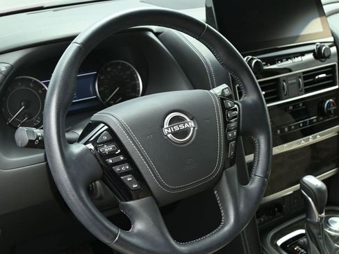 Used 2024 Nissan Armada Platinum w/ Captain's Chairs Package image 11