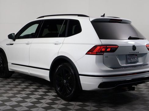 Used 2022 Volkswagen Tiguan SE R-Line image 6