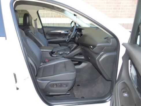 Used 2021 Buick Envision Essence AWD/4WD image 38