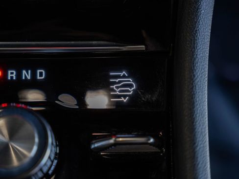 Certified 2023 Jeep Grand Cherokee Overland image 32