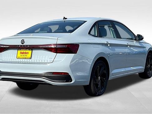 New 2025 Volkswagen Jetta SE image 16