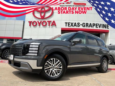 Used 2026 Hyundai Palisade SEL FWD image 1