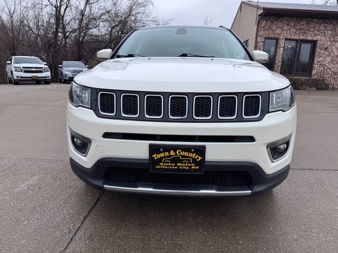 Used 2018 Jeep Compass Limited w/ Navigation Group image 2