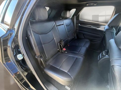 Used 2025 Cadillac XT5 Sportv w/ Technology Package image 27