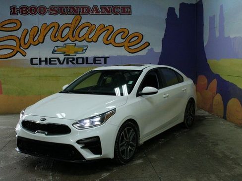 Used 2019 Kia Forte S w/ S Premium Package image 2