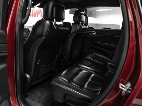 Used 2018 Jeep Grand Cherokee Limited image 34